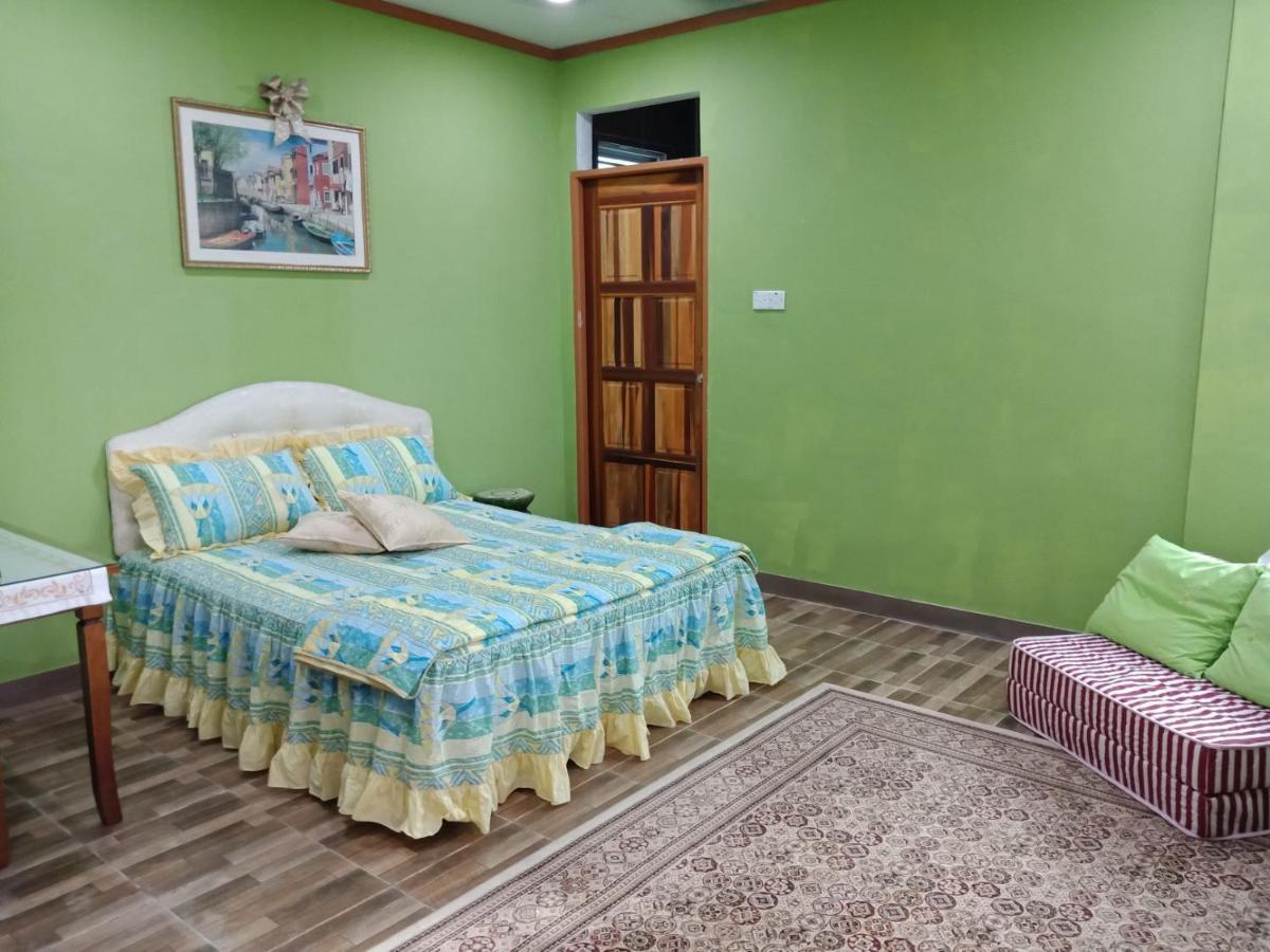 Jazepuri - Jaze 1 Apartment Кучинг Екстериор снимка