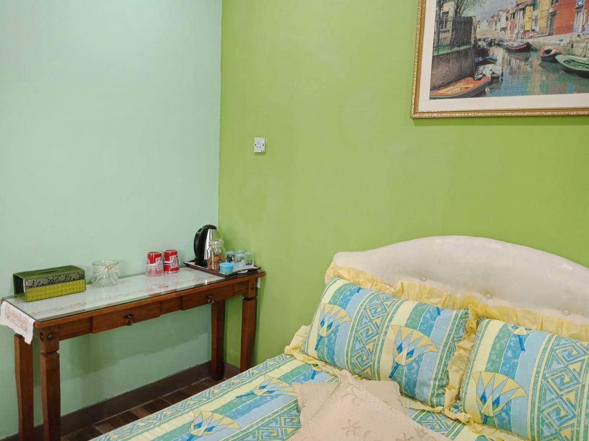 Jazepuri - Jaze 1 Apartment Кучинг Екстериор снимка