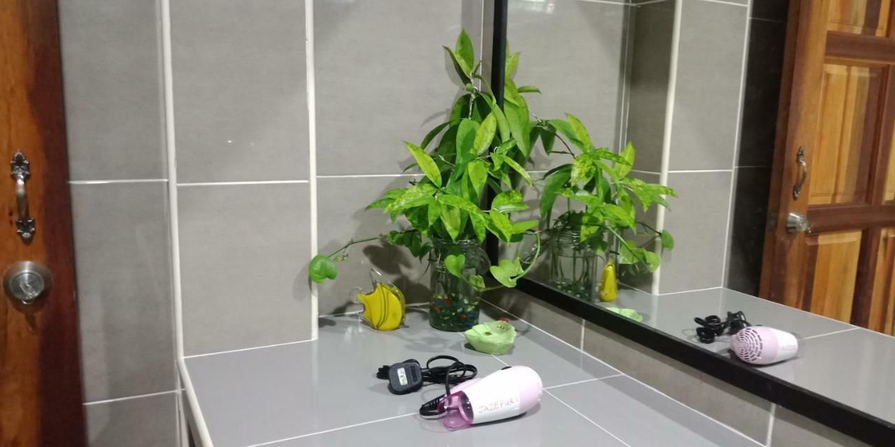 Jazepuri - Jaze 1 Apartment Кучинг Екстериор снимка